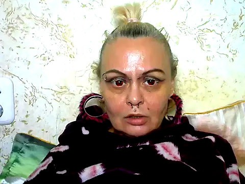 Gardener of Illusions online show from May 2026 08:01:01 PM