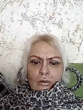 Gardener of Illusions online show from November 2025 02:48:02 AM