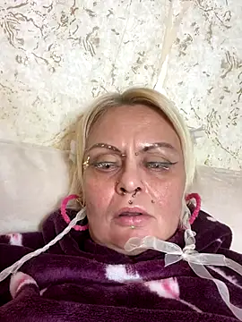 Gardener of Illusions online show from November 2025 10:54:02 PM