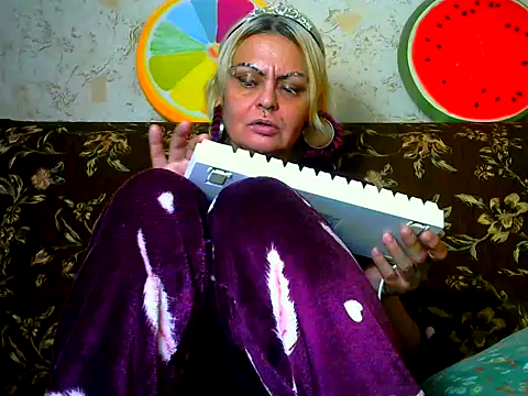 Gardener of Illusions online show from March 2026 09:38:02 PM