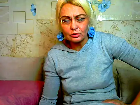 Gardener of Illusions online show from November 2025 09:26:01 PM