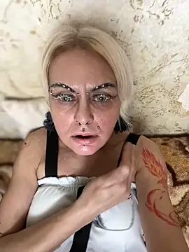 Gardener of Illusions online show from April 2026 12:24:01 AM