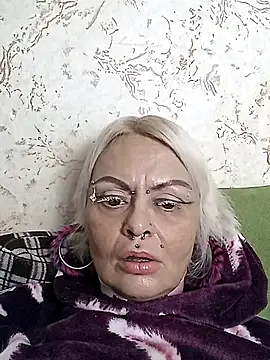 Gardener of Illusions online show from November 2025 03:27:01 PM