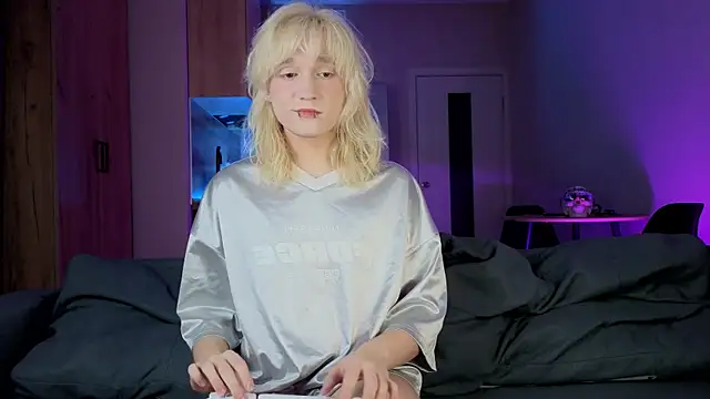 Gregory Byyrd online show from September 2025 08:45:02 PM