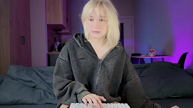 Gregory Byyrd online show from October 2025 09:05:01 PM