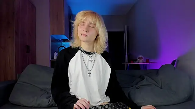 Gregory Byyrd online show from March 2025 07:22:02 PM