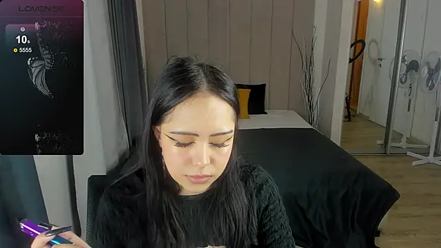 baby  kim online show from February 2025 08:25:02 AM