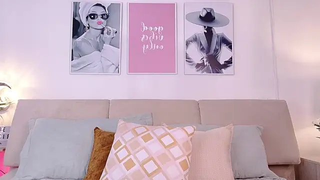 ChloeFerreira online show from April 2026 04:47:01 AM