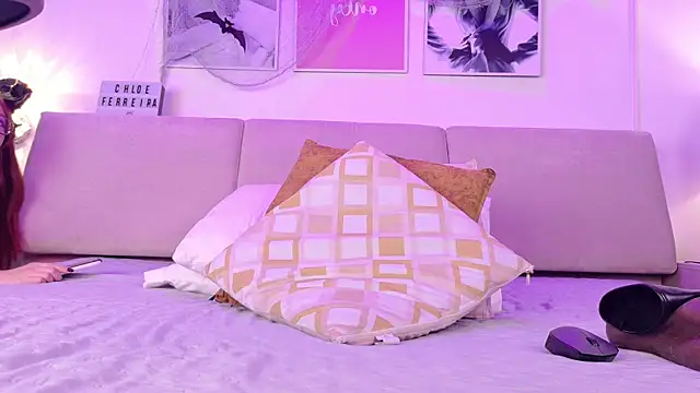 ChloeFerreira online show from October 2025 01:05:01 AM