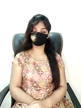 Snapshot of Tapur- chatting on October 2025 06:43:02 PM Tapur- online show from October 2025 06:43:02 PM