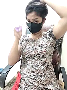 Snapshot of Tapur- chatting on October 2025 01:34:02 PM Tapur- online show from October 2025 01:34:02 PM