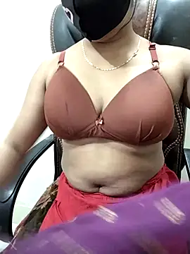 Snapshot of Tapur- chatting on October 2025 03:25:01 PM Tapur- online show from October 2025 03:25:01 PM