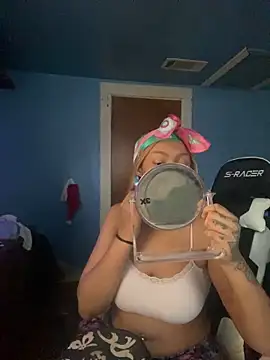 y0urlilgf online show from December 2024 06:44:01 PM