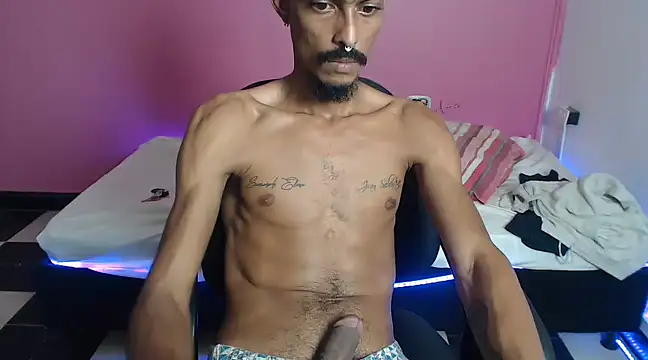 Snapshot of Albertwd420 chatting on February 2025 01:22:01 AM Albertwd420 online show from February 2025 01:22:01 AM