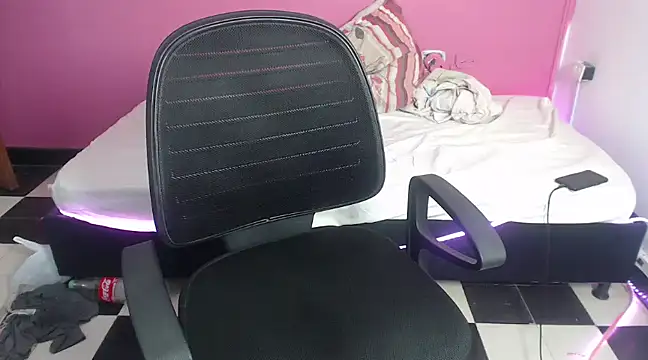 Snapshot of Albertwd420 chatting on January 2025 10:19:01 AM Albertwd420 online show from January 2025 10:19:01 AM