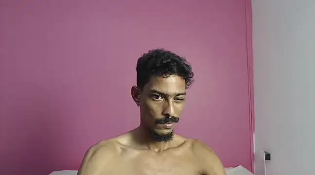 Snapshot of Albertwd420 chatting on February 2025 01:22:01 AM Albertwd420 online show from February 2025 01:22:01 AM