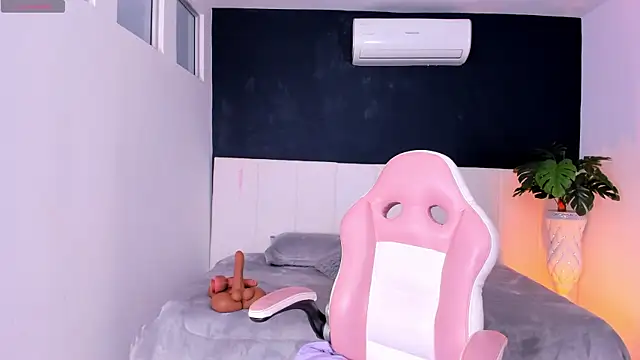 estrella bigboobs14 online show from July 2026 02:38:02 AM