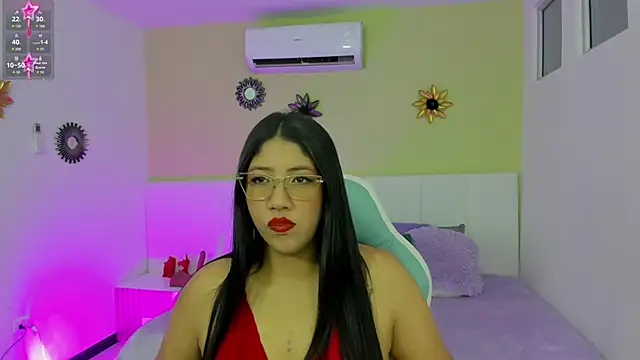 Snapshot of estrella_bigboobs14 chatting on September 2025 06:25:02 PM estrella bigboobs14 online show from September 2025 06:25:02 PM