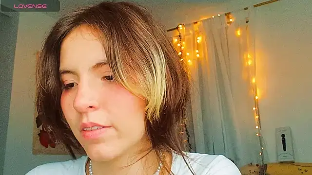 cherrybom969 online show from February 2025 06:38:02 AM