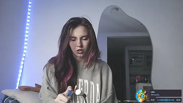 cherrybom969 online show from September 2025 06:41:01 AM