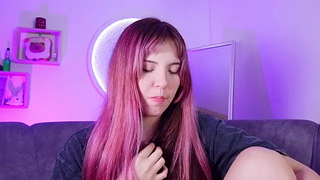 cherrybom969 online show from May 2026 05:33:01 AM