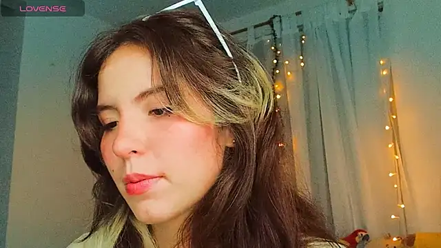 cherrybom969 online show from February 2025 03:44:02 AM