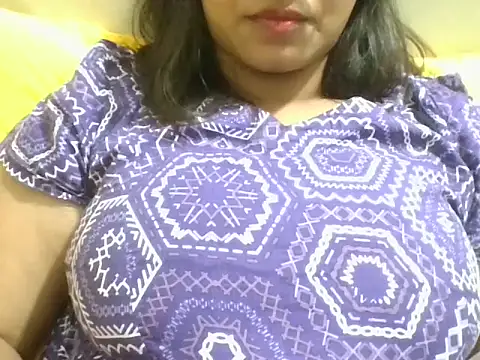 Sexy-Shalinii online show from March 2026 01:18:02 PM