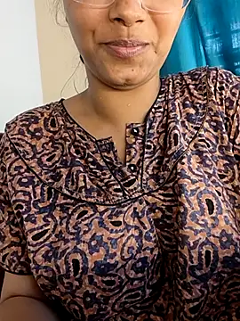 Sexy-Shalinii online show from April 2026 07:38:02 AM