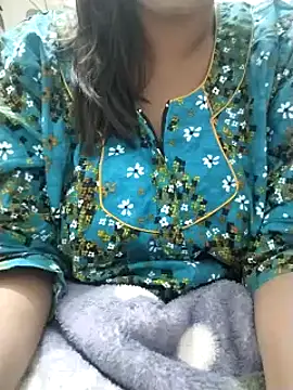 Snapshot of Sexy-Shalinii chatting on January 2025 03:40:01 PM Sexy-Shalinii online show from January 2025 03:40:01 PM