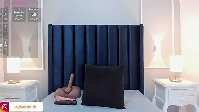 HAYLANISMITH online show from February 2026 12:05:01 PM