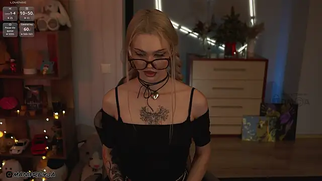 ManiFreyja online show from February 2026 06:50:01 PM