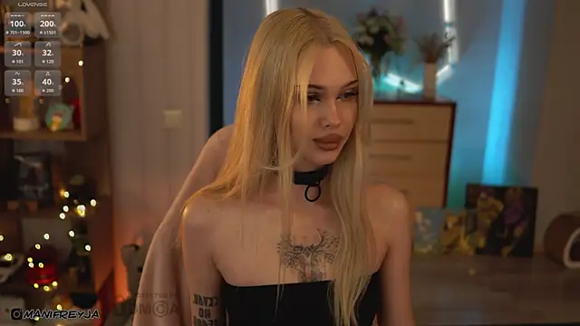 ManiFreyja online show from April 2026 06:09:02 PM