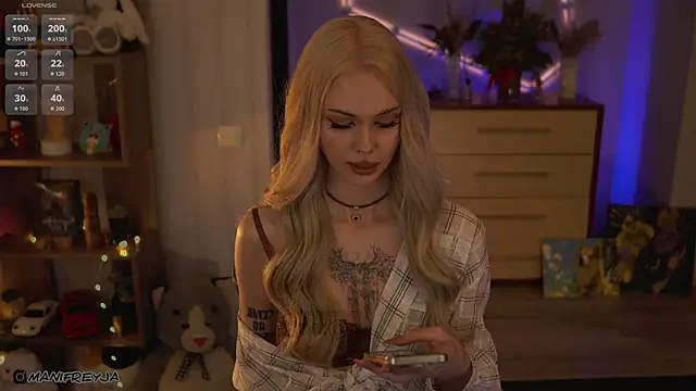 ManiFreyja online show from February 2026 06:52:01 PM