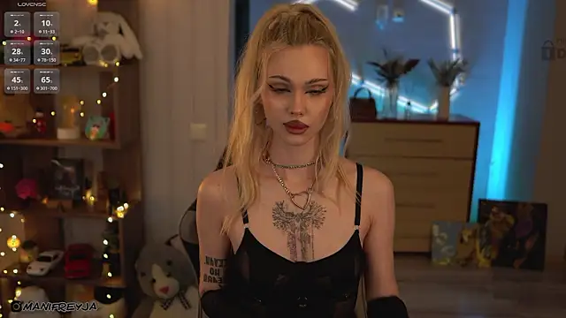 ManiFreyja online show from March 2026 06:52:02 PM