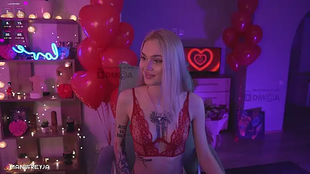 ManiFreyja online show from February 2025 09:06:02 PM