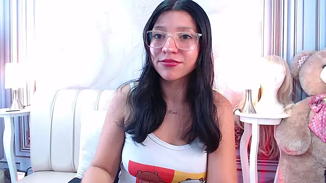 Snapshot of Gag_princeess chatting on March 2025 07:38:02 PM Gag princeess online show from March 2025 07:38:02 PM
