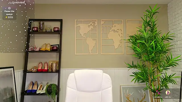 LadyLeea online show from March 2026 05:40:01 AM