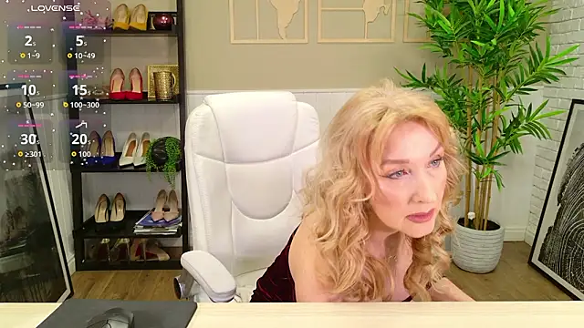 LadyLeea online show from March 2026 06:11:02 AM