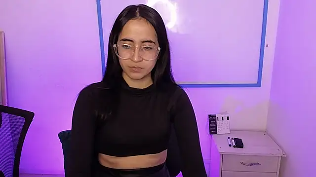 Mia Fischer online show from April 2026 05:41:01 PM