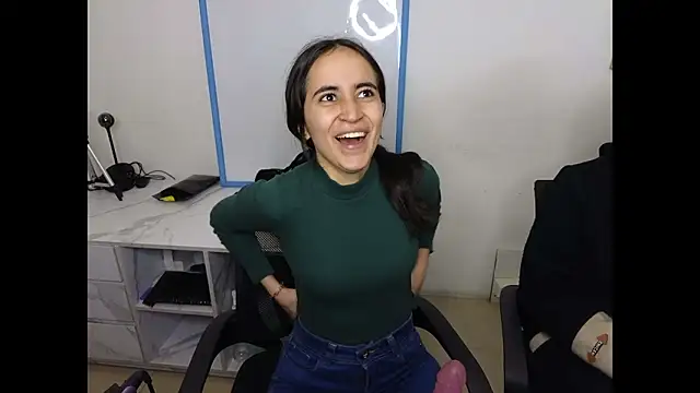 Mia Fischer online show from February 2026 04:12:02 PM