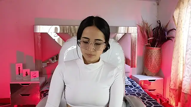 Mia Fischer online show from March 2026 07:39:02 PM