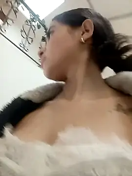 Mia Fischer online show from November 2025 07:14:02 PM