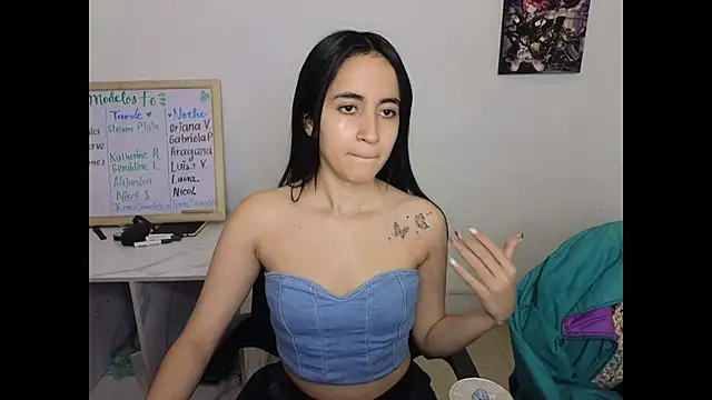 Mia Fischer online show from February 2026 02:50:02 PM