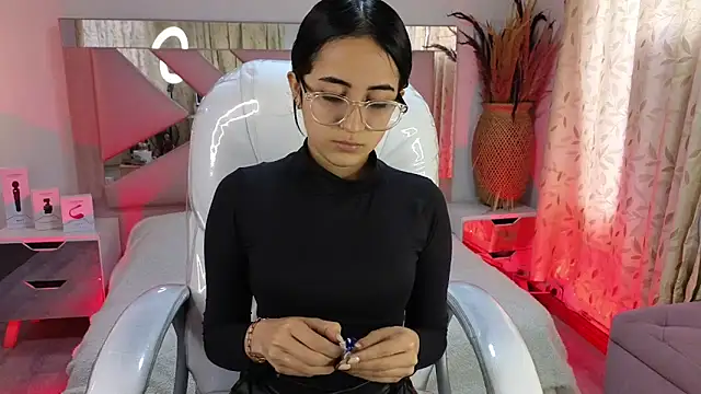 Mia Fischer online show from March 2026 11:37:02 AM