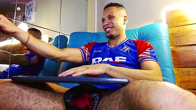 Snapshot of SonicJ25 chatting on February 2026 10:12:02 PM SonicJ25 online show from February 2026 10:12:02 PM