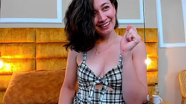 Snapshot of adarussell chatting on February 2025 04:14:01 PM adarussell online show from February 2025 04:14:01 PM