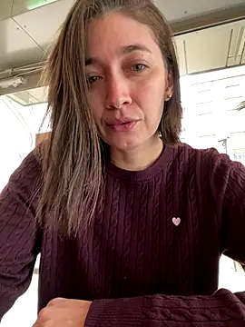 Snapshot of adarussell chatting on October 2025 04:08:01 PM adarussell online show from October 2025 04:08:01 PM