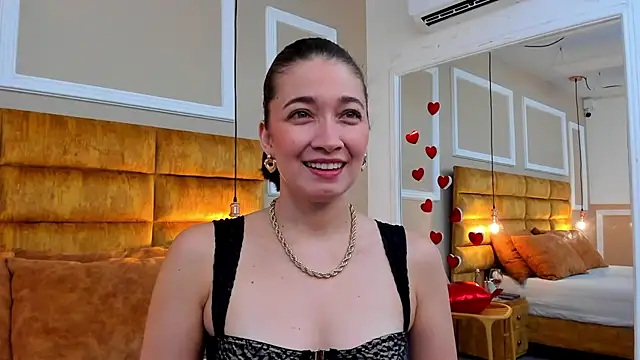 Snapshot of adarussell chatting on February 2025 01:11:01 PM adarussell online show from February 2025 01:11:01 PM