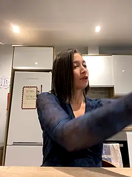 Snapshot of adarussell chatting on October 2025 03:04:02 PM adarussell online show from October 2025 03:04:02 PM