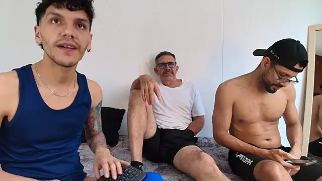 Benjamin show online show from December 2025 04:31:01 PM